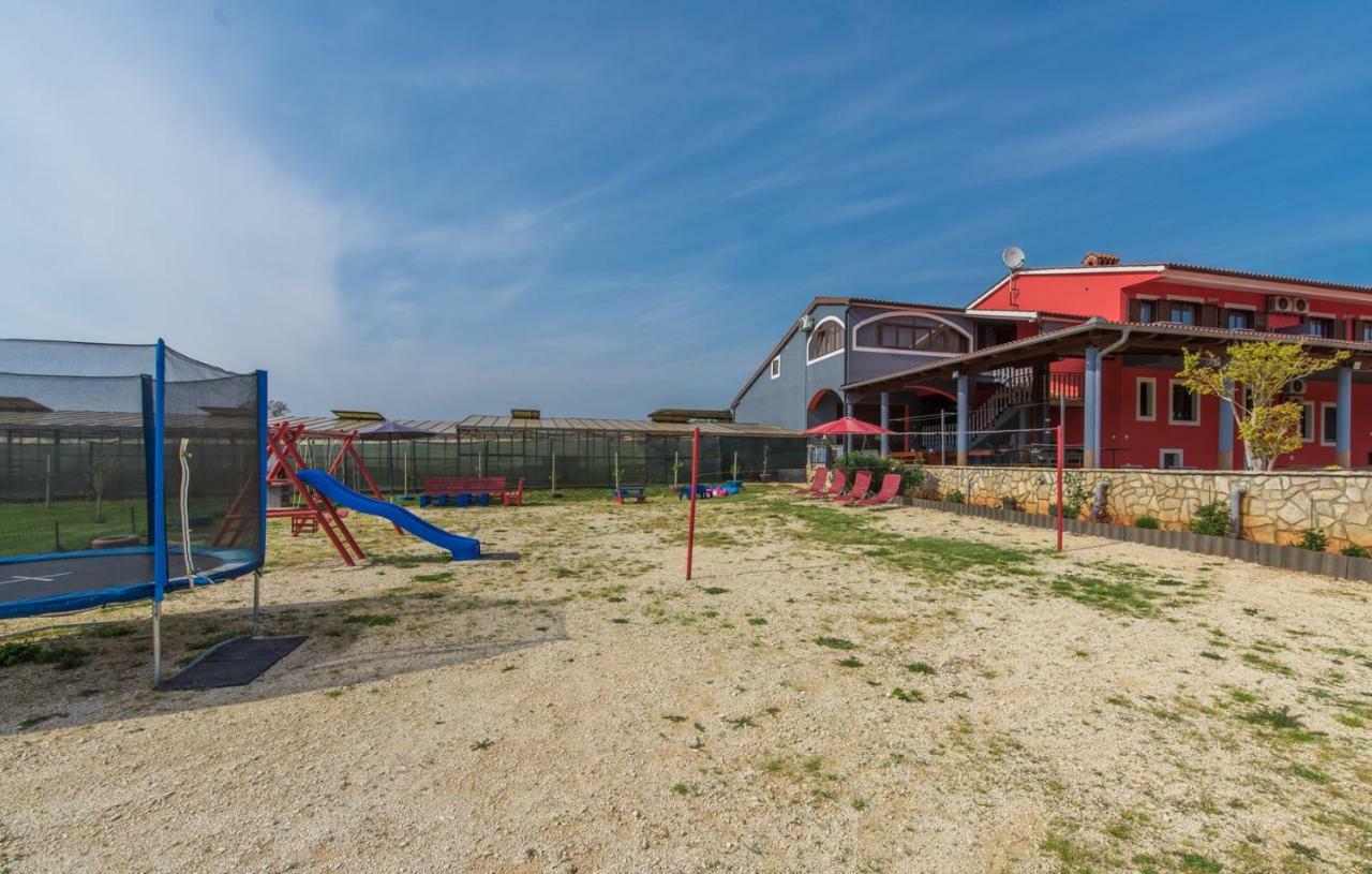 Sea View Apartments With Shared Pool Pomer Ngoại thất bức ảnh